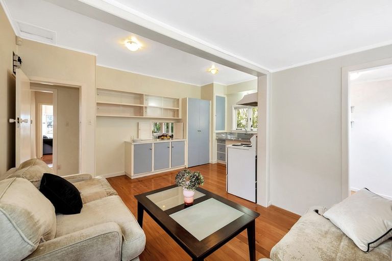 Photo of property in 29 Dudley Road, Mission Bay, Auckland, 1071