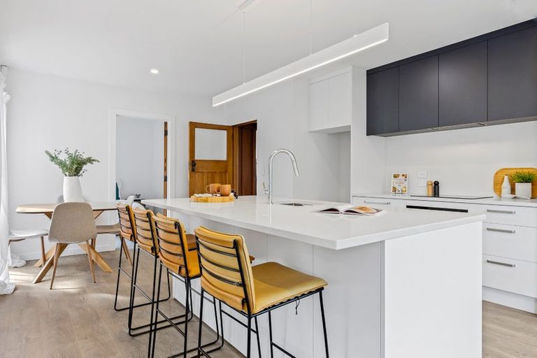 Photo of property in 2/151 Idris Road, Strowan, Christchurch, 8052