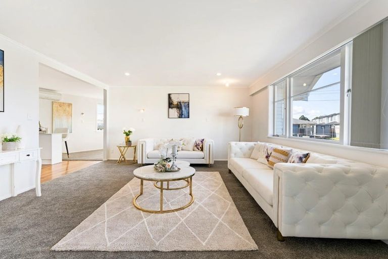 Photo of property in 24 Hill Crescent, Papakura, 2110