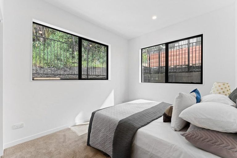 Photo of property in 3 Anehu Place, Greenhithe, Auckland, 0632