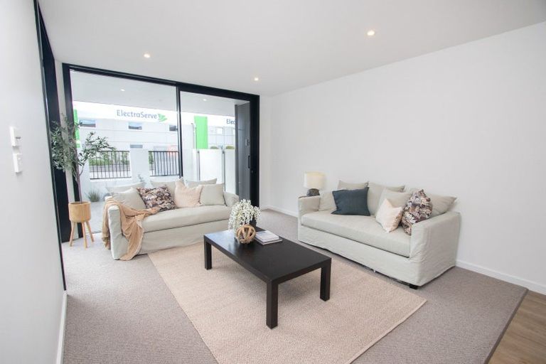 Photo of property in 13 Mona Square, Ashburton, 7700