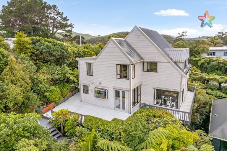Photo of property in 75 Park Road, Belmont, Lower Hutt, 5010
