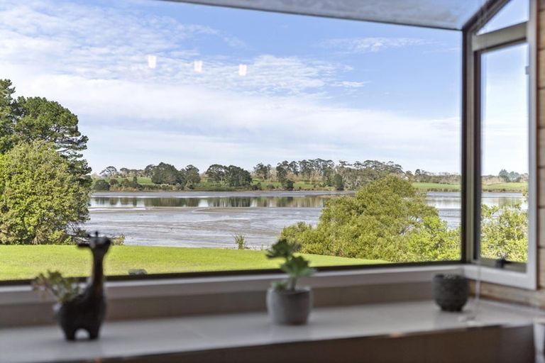 Photo of property in 28a Hoylake Place, Wattle Downs, Auckland, 2103