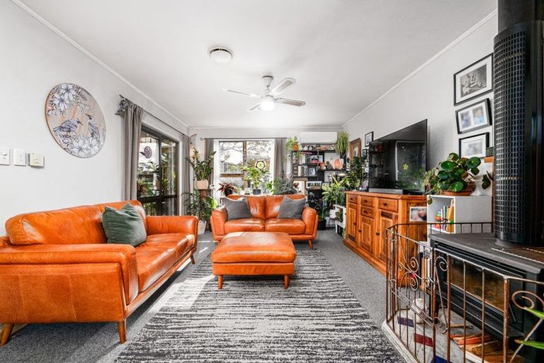 Photo of property in 57 Urlich Drive, Ranui, Auckland, 0612