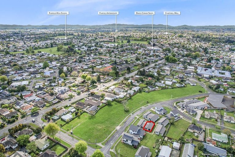 Photo of property in 2/4 Shakespeare Avenue, Enderley, Hamilton, 3214