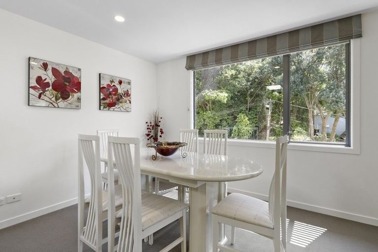 Photo of property in 35a Ngaio Road, Kelburn, Wellington, 6012
