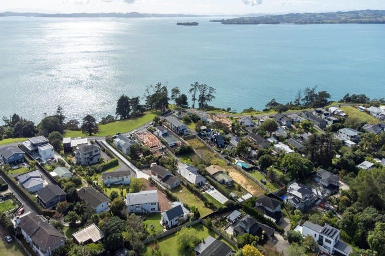 Photo of property in 2/75 Marine Parade, Mellons Bay, Auckland, 2014