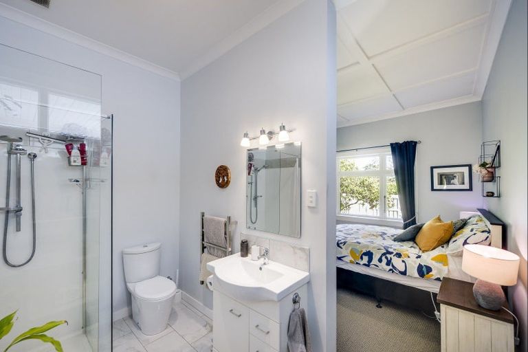 Photo of property in 141 Georges Drive, Napier South, Napier, 4110