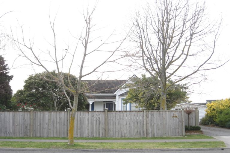 Photo of property in 21 Avenue Road, Greenmeadows, Napier, 4112