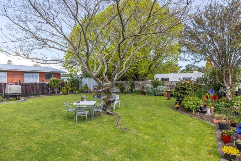 Photo of property in 2 Hornsby Street, Carterton, 5713