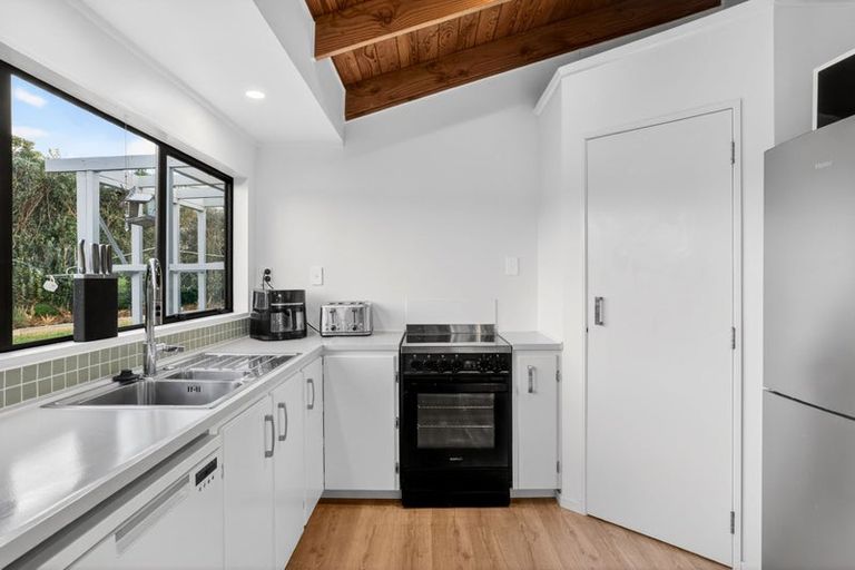 Photo of property in 45 Rautawhiri Road, Helensville, 0800