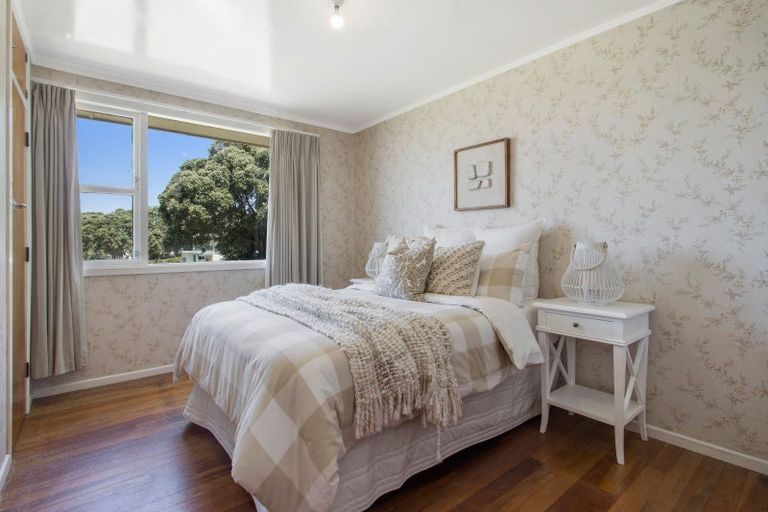 Photo of property in 2 Hillary Street, Waihi Beach, 3611