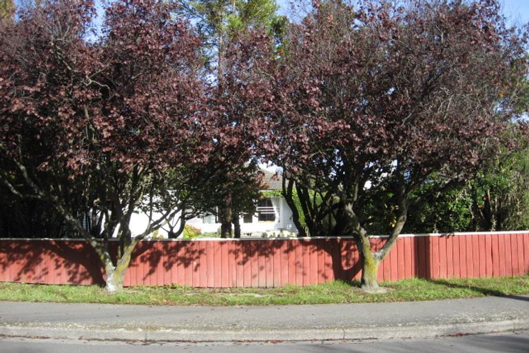 Photo of property in 6 Joyce Crescent, Ilam, Christchurch, 8041