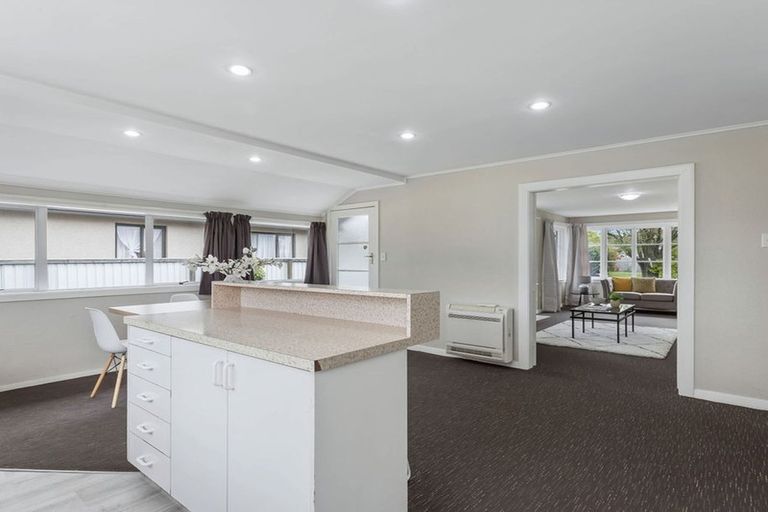 Photo of property in 63 Northcote Road, Northcote, Christchurch, 8052