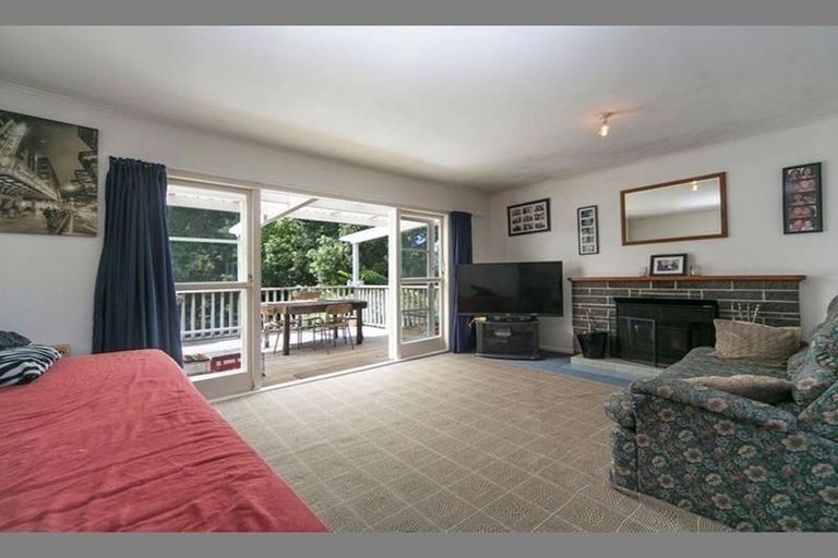 Photo of property in 2 Paewai Road, Glen Eden, Auckland, 0602