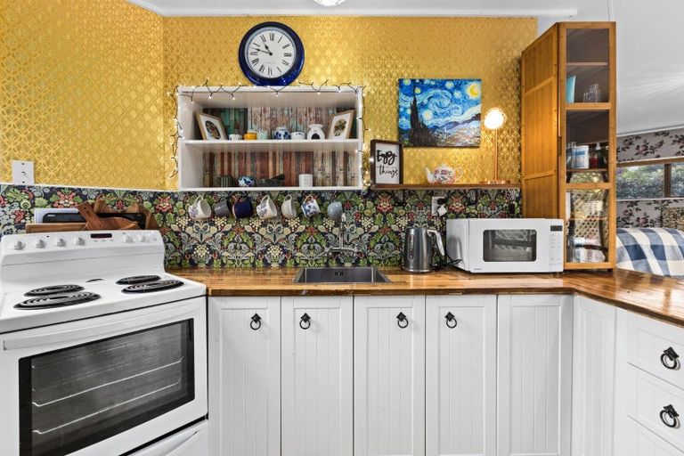 Photo of property in 1/114 Park Road South, Akina, Hastings, 4122