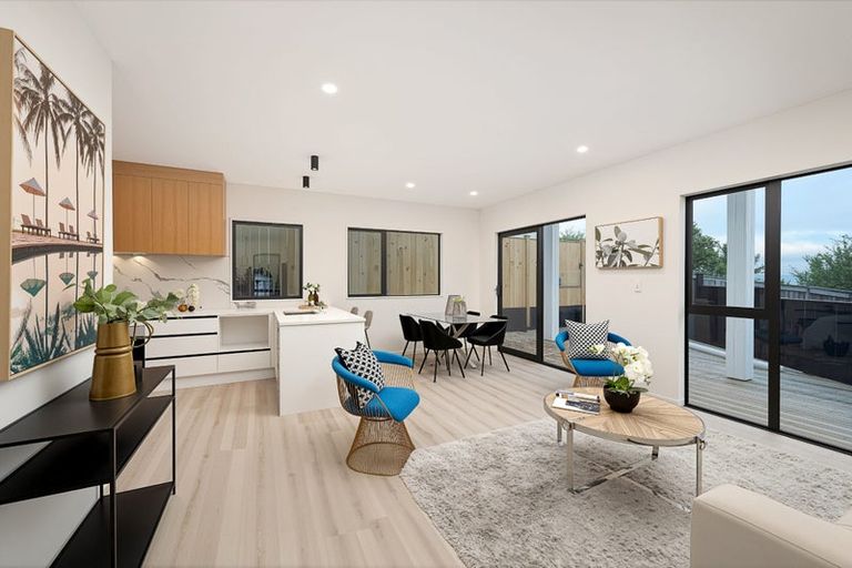 Photo of property in 11c Glenfinn Place, Massey, Auckland, 0614
