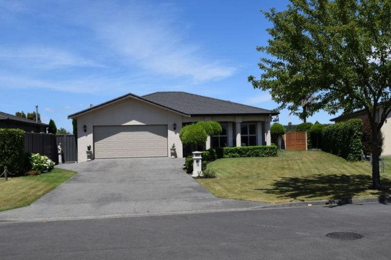 Photo of property in Heynes Place, 16 Heynes Place, Clive, 4102