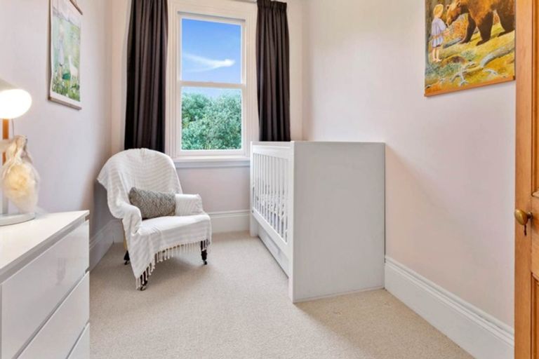 Photo of property in 29 Taupaki Road, Taupaki, Henderson, 0782