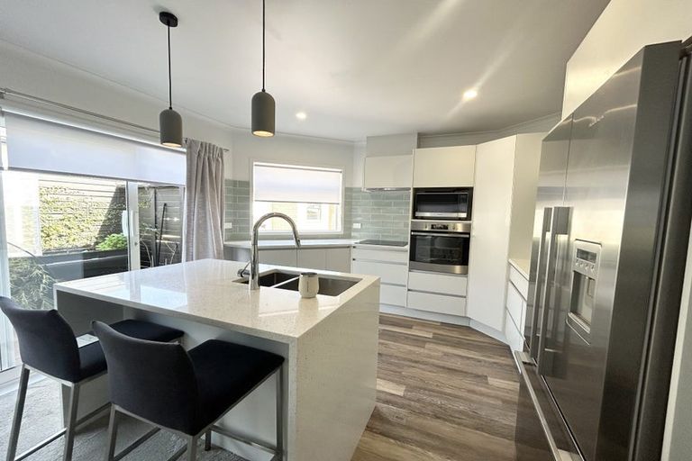 Photo of property in 14a West Hoe Road, Orewa, 0931