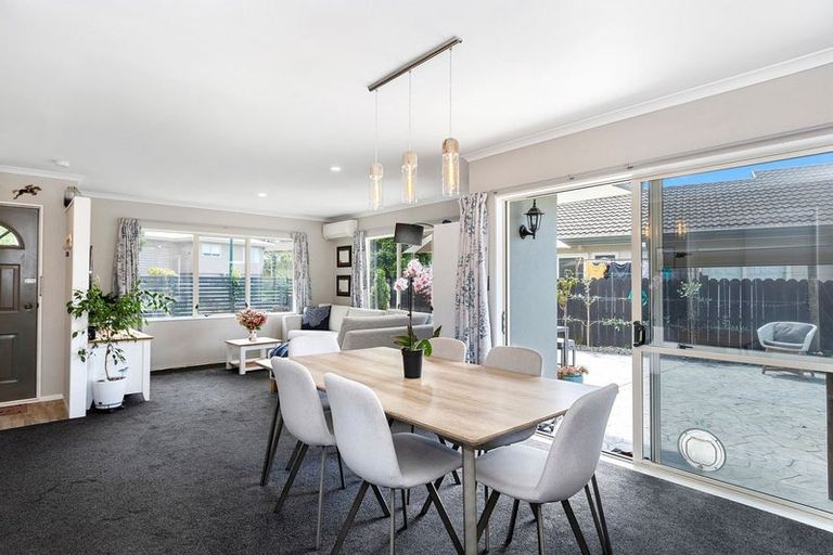 Photo of property in 25 Sunvale Place, Gate Pa, Tauranga, 3112