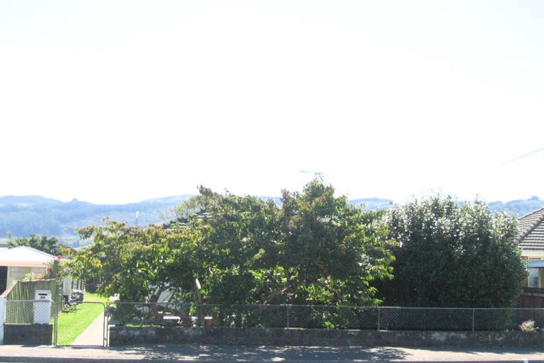 Photo of property in 86 Martin Street, Wallaceville, Upper Hutt, 5018