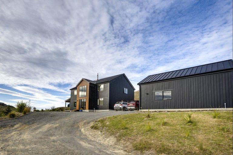 Photo of property in 76 Te Kapua Rise, 4182