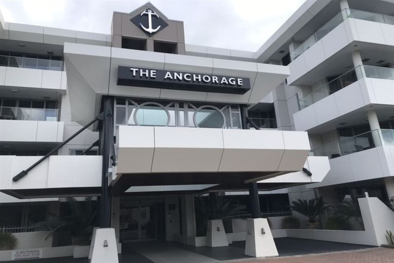 Photo of property in 36 Victoria Road, Mount Maunganui, 3116