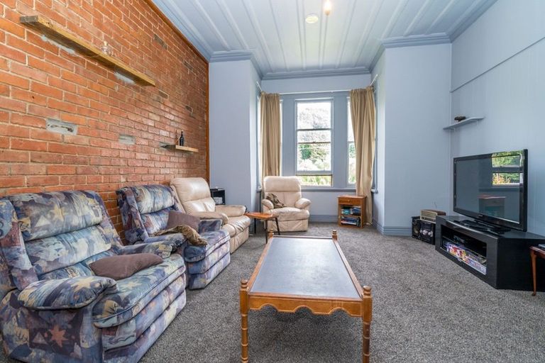 Photo of property in 32 Irvine Street, Lawrence, 9532