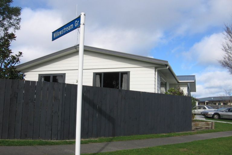 Photo of property in 74 Herbert Avenue, Cloverlea, Palmerston North, 4412