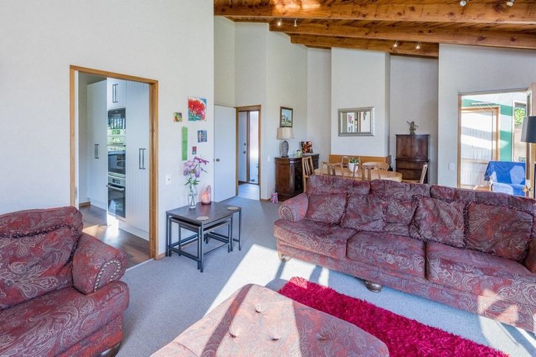 Photo of property in 167 Huia Street, Waikanae, 5391