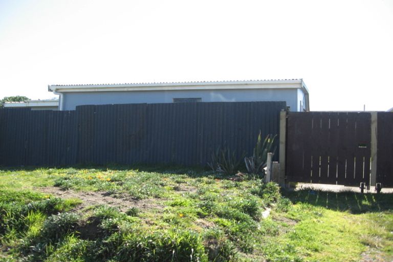 Photo of property in 33 Himatangi Street, Himatangi Beach, Foxton, 4891