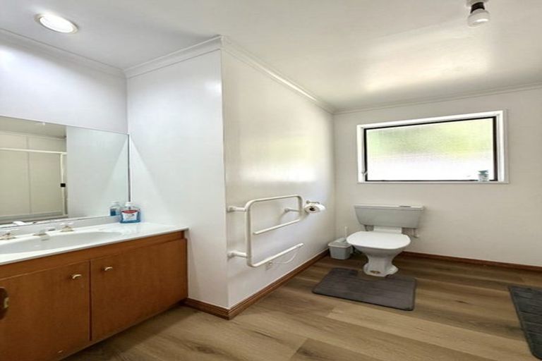 Photo of property in 2/954 High Street, Avalon, Lower Hutt, 5011