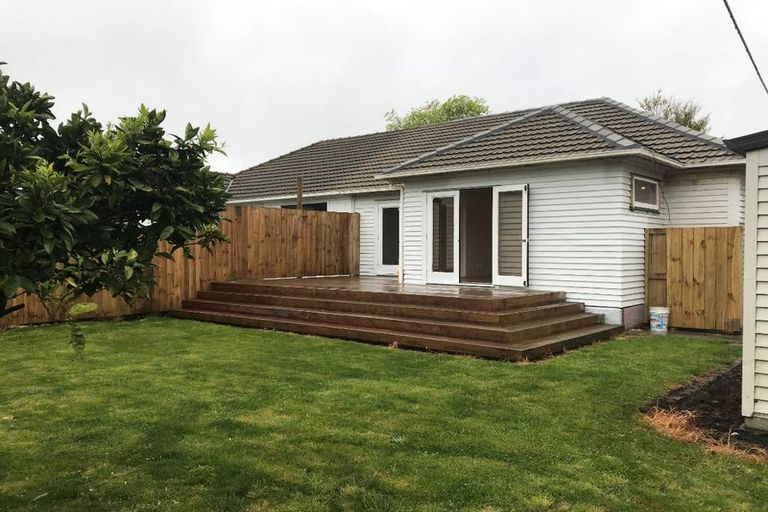 Photo of property in 12 Pinfold Avenue, Hamilton East, Hamilton, 3216