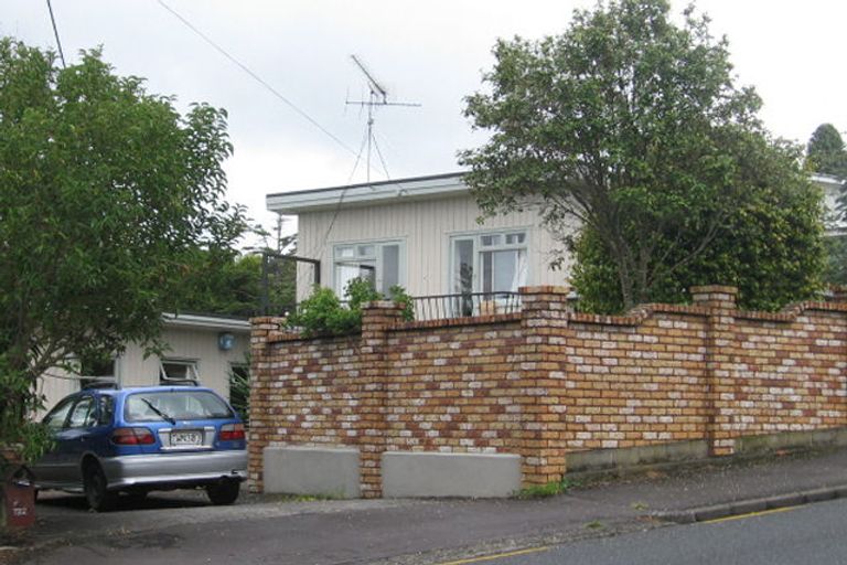 Photo of property in 192 Godley Road, Titirangi, Auckland, 0604