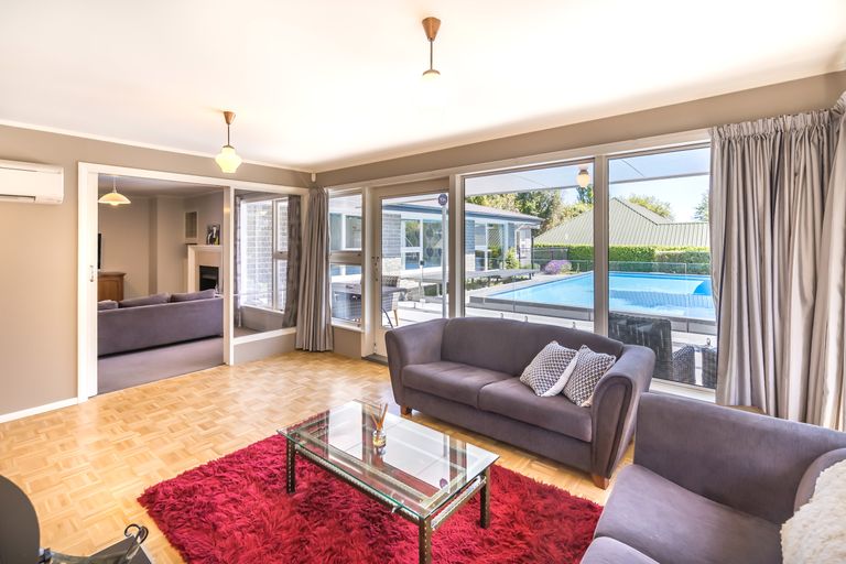 Photo of property in 6 Stanbury Avenue, Somerfield, Christchurch, 8024