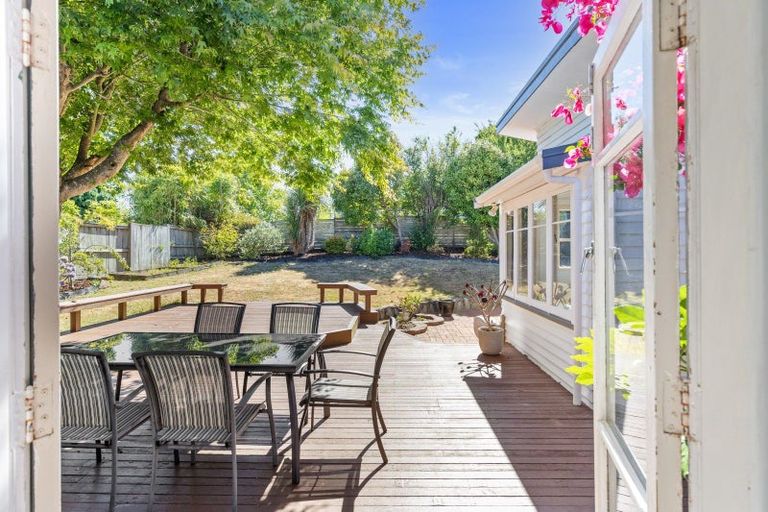 Photo of property in 22 Sunset Street, Hilltop, Taupo, 3330