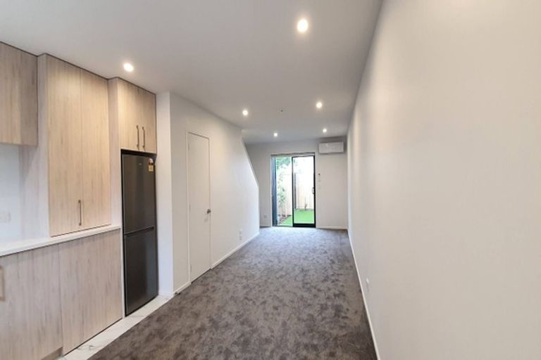 Photo of property in 2/307 Armagh Street, Christchurch Central, Christchurch, 8011