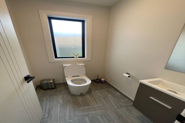 Photo of property in 8 Cavalli Road, Long Bay, Auckland, 0630