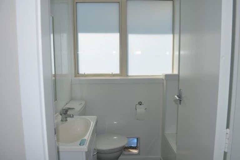 Photo of property in 36 Cypress Drive, Maungaraki, Lower Hutt, 5010