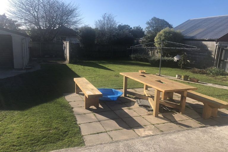 Photo of property in 81 Lowry Avenue, Redwood, Christchurch, 8051