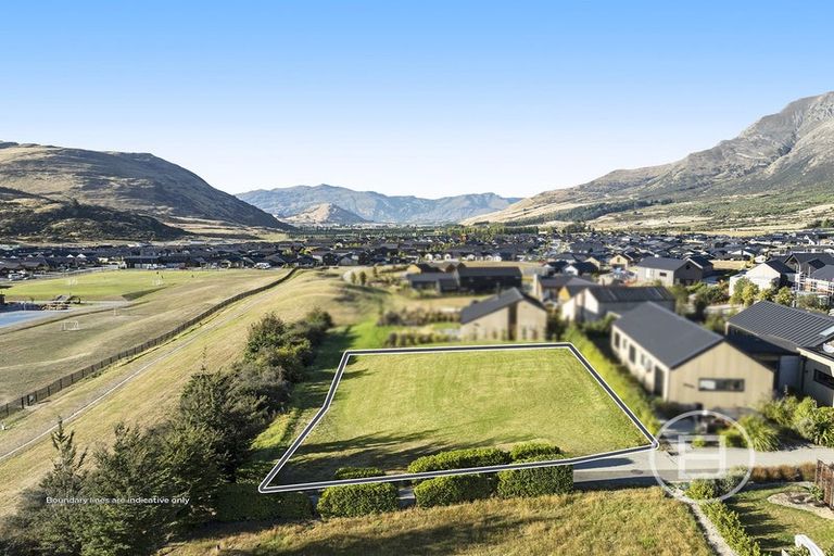 Photo of property in 21 Cunninghams Drive, Jacks Point, Queenstown, 9371