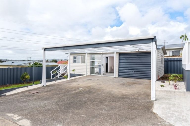 Photo of property in 122 Boundary Road, Clover Park, Auckland, 2019