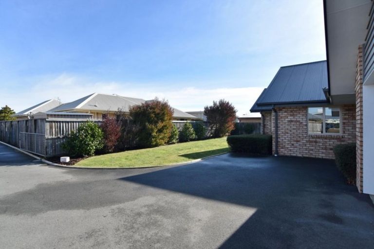 Photo of property in 22 Cedar Place, Rangiora, 7400