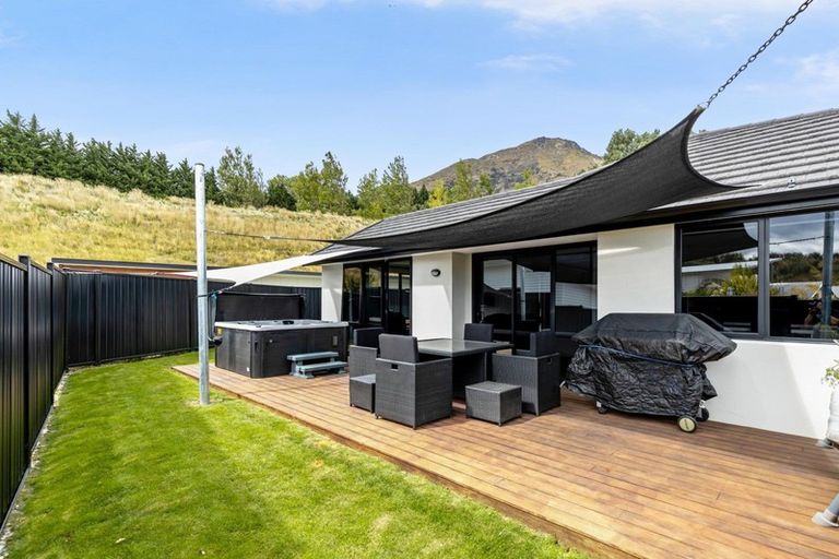 Photo of property in 70 Risinghurst Terrace, Lower Shotover, Queenstown, 9304