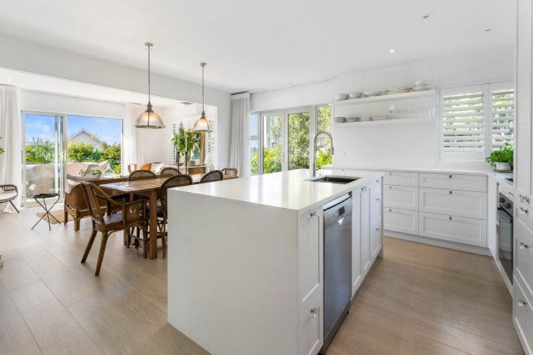 Photo of property in 30 Abby Close, Pukekohe, 2120