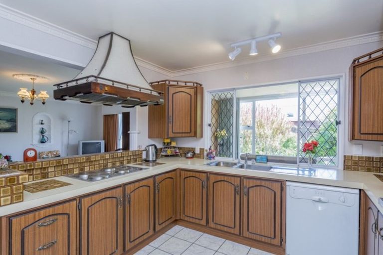 Photo of property in 9 Te Kama Street, Levin, 5510