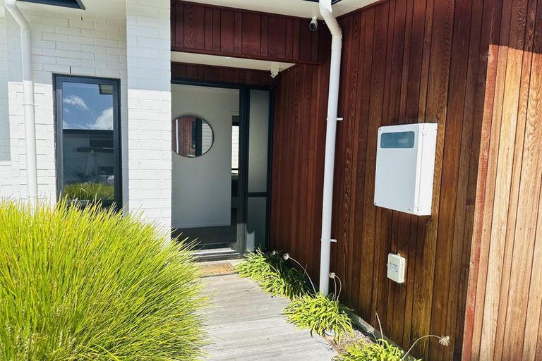 Photo of property in 43b Banbury Crescent, Fairfield, Hamilton, 3214