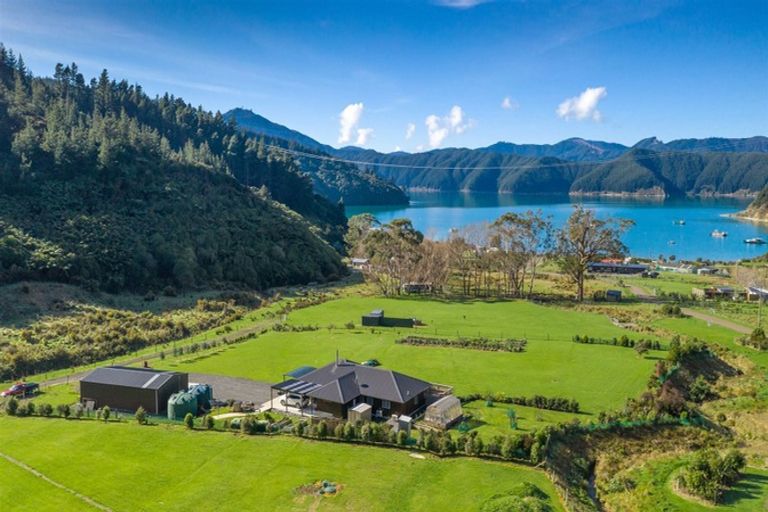 Photo of property in 76 Te Tio Terrace, Port Underwood, Picton, 7281