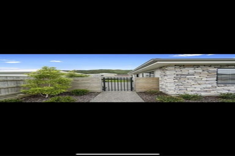 Photo of property in 25 Henrietta Maxwell Grove, Wainuiomata, Lower Hutt, 5014